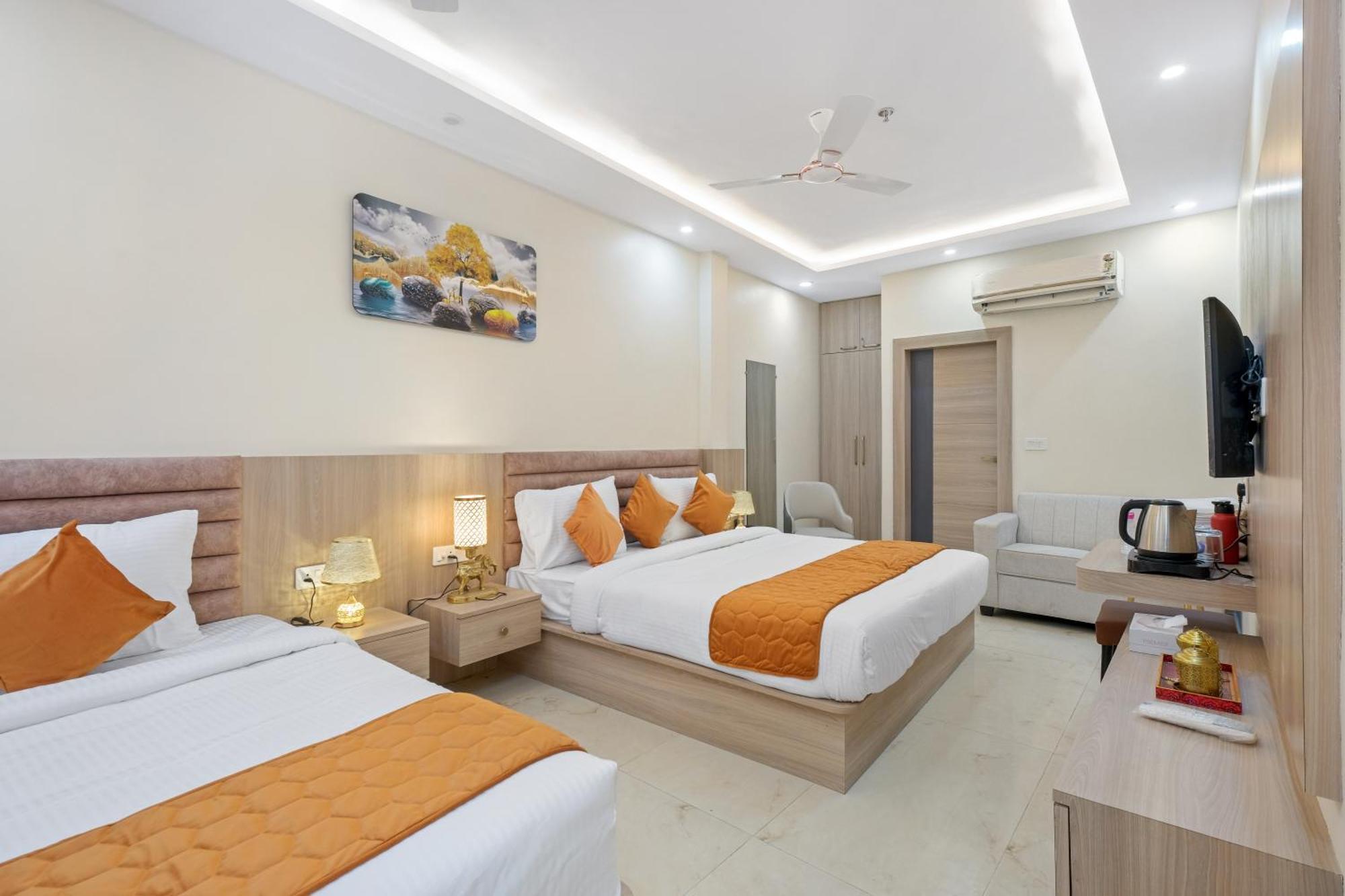 Hotel Sudarshan Ayodhya Екстер'єр фото